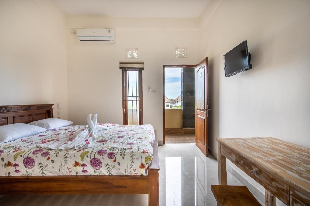 Lavanda Guesthouse/Homestay Jimbaran  Bagian luar foto